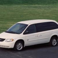 Chrysler Town & Country IV Минивэн