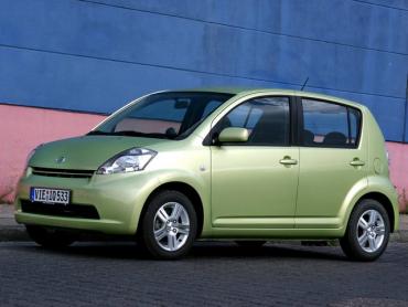 Daihatsu Sirion m2 Хэтчбек 5 дв.