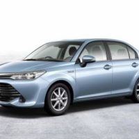 Toyota Corolla e160 Рестайлинг Седан Axio