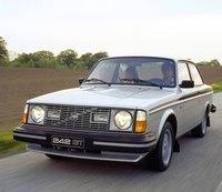 Volvo 240Series Седан 2дв.
