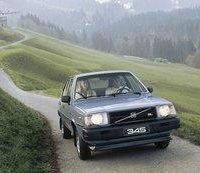 Volvo 300Series Хэтчбек 5дв.